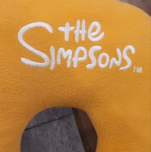 Universal Studios The Simpsons Donut plush - Picture 3 of 6
